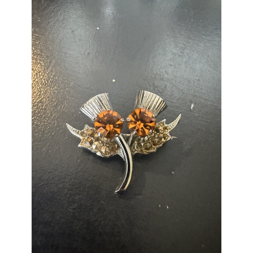 VTG Scottish Thistle Style Brooch Amber Glass Stones Silver Tone 1"x1.25"